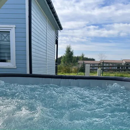 Wachta Klimatyzowane Z Basenem, Jacuzzi, Bezplatny Parking Holiday home *