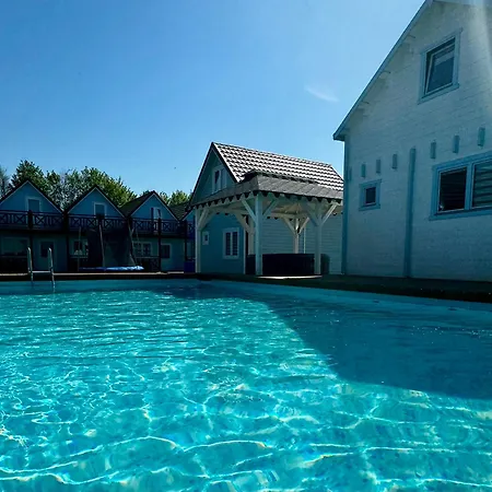 Wachta Klimatyzowane Z Basenem, Jacuzzi, Bezplatny Parking Prázdninový dům
